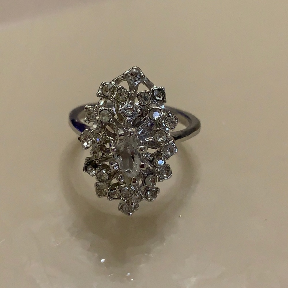❄️❄️vintage silver ring